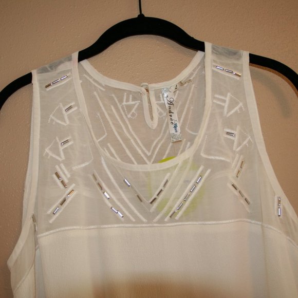 Andree White Embroidered Beaded Fringe Size L - Picture 3 of 4